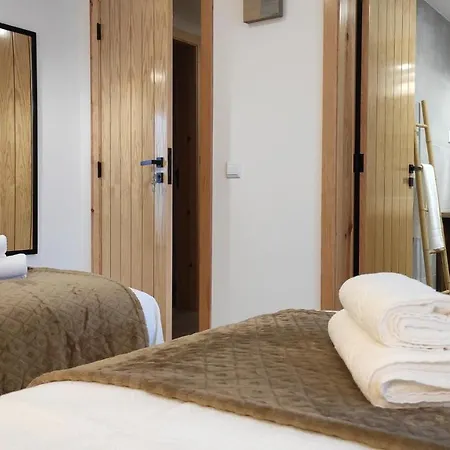 別荘 Laranjeira Loiras *